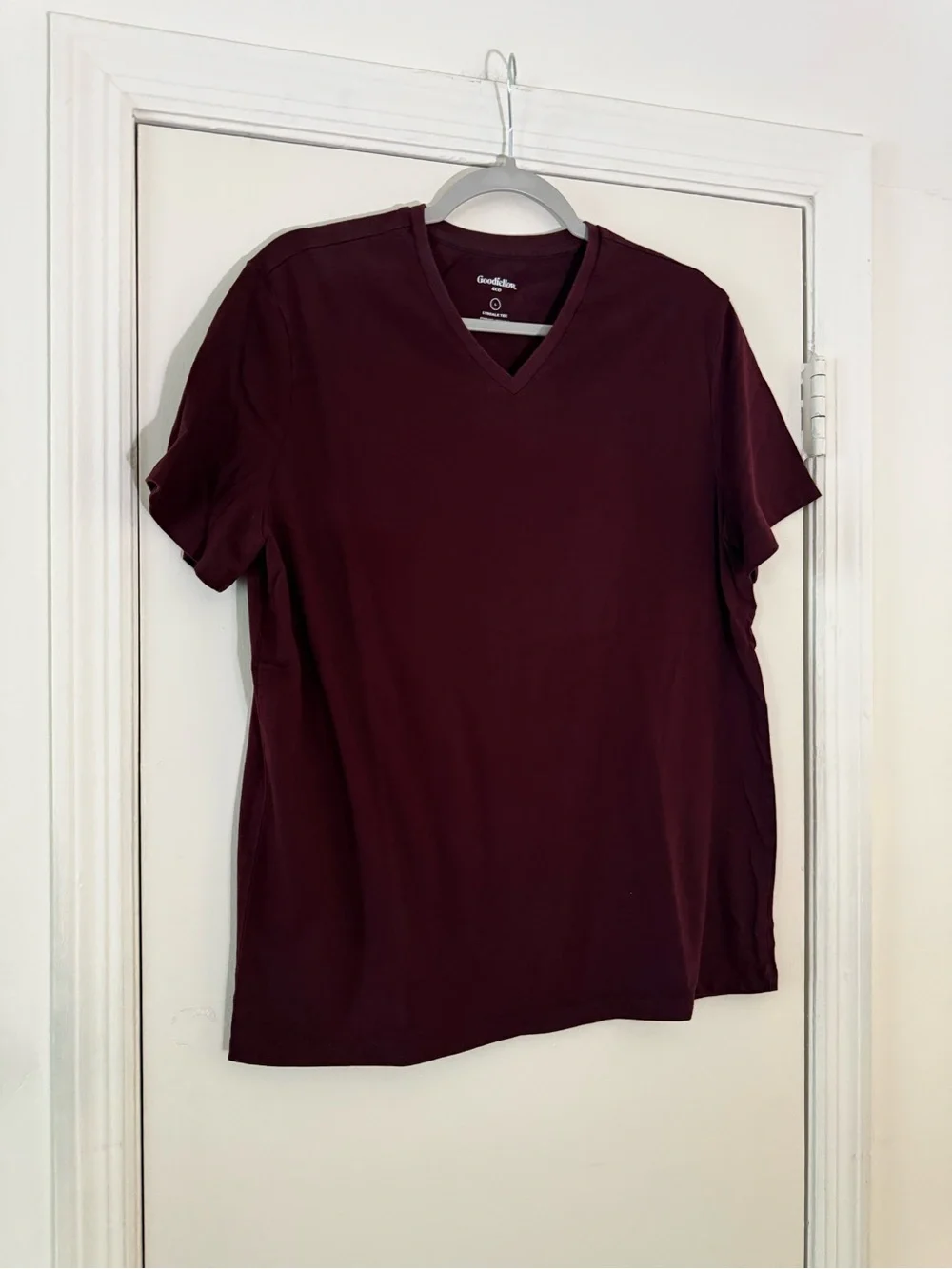 Goodfellow & Co Men's V-Neck T‑Shirt - Burgundy Size Large